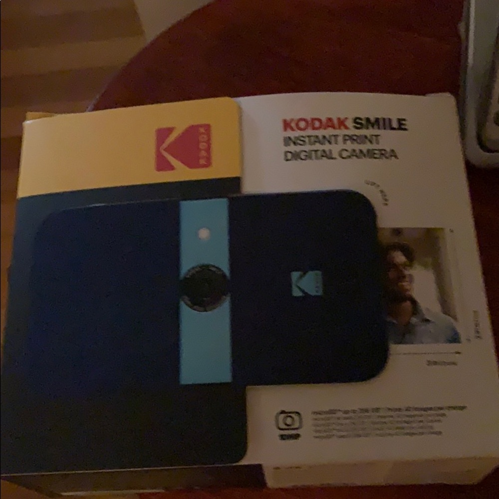 Kodak smile instance print digital camera